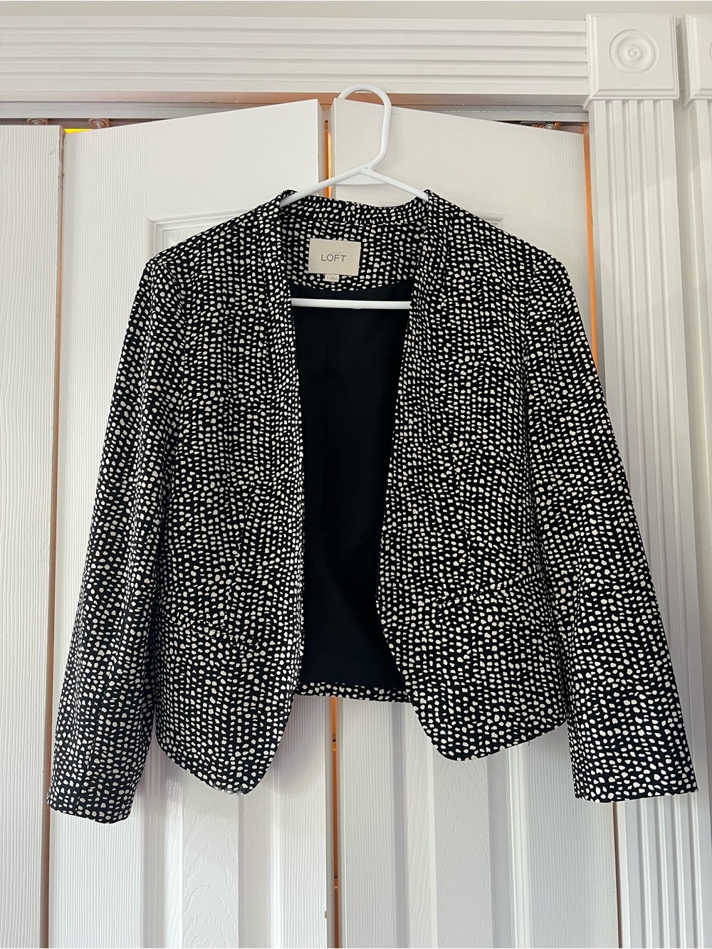 LOFT Black and White Textured Open-Front Blazer